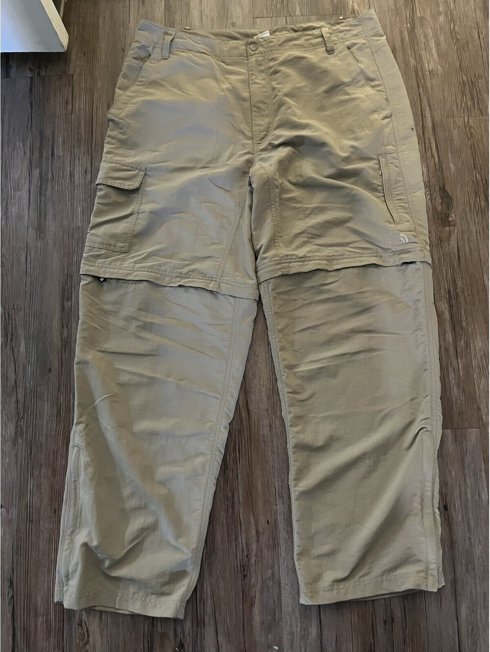 The North Face Men’s Beige Convertible Hiking Pants Sz 38